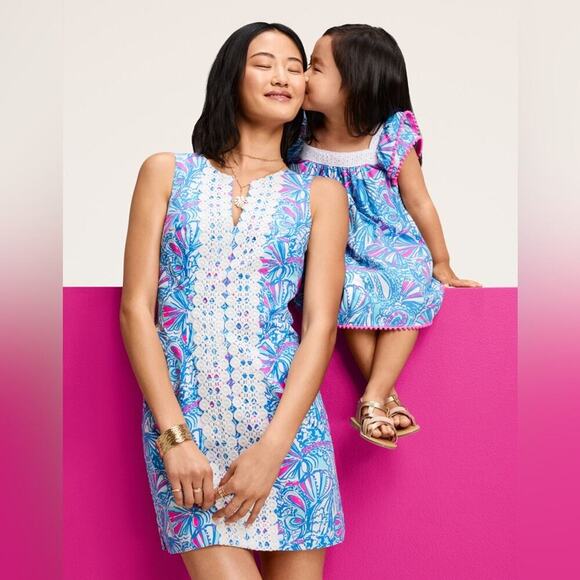 Lilly Pulitzer Target My Fans Blue Pink Shift Dress - Picture 9 of 9